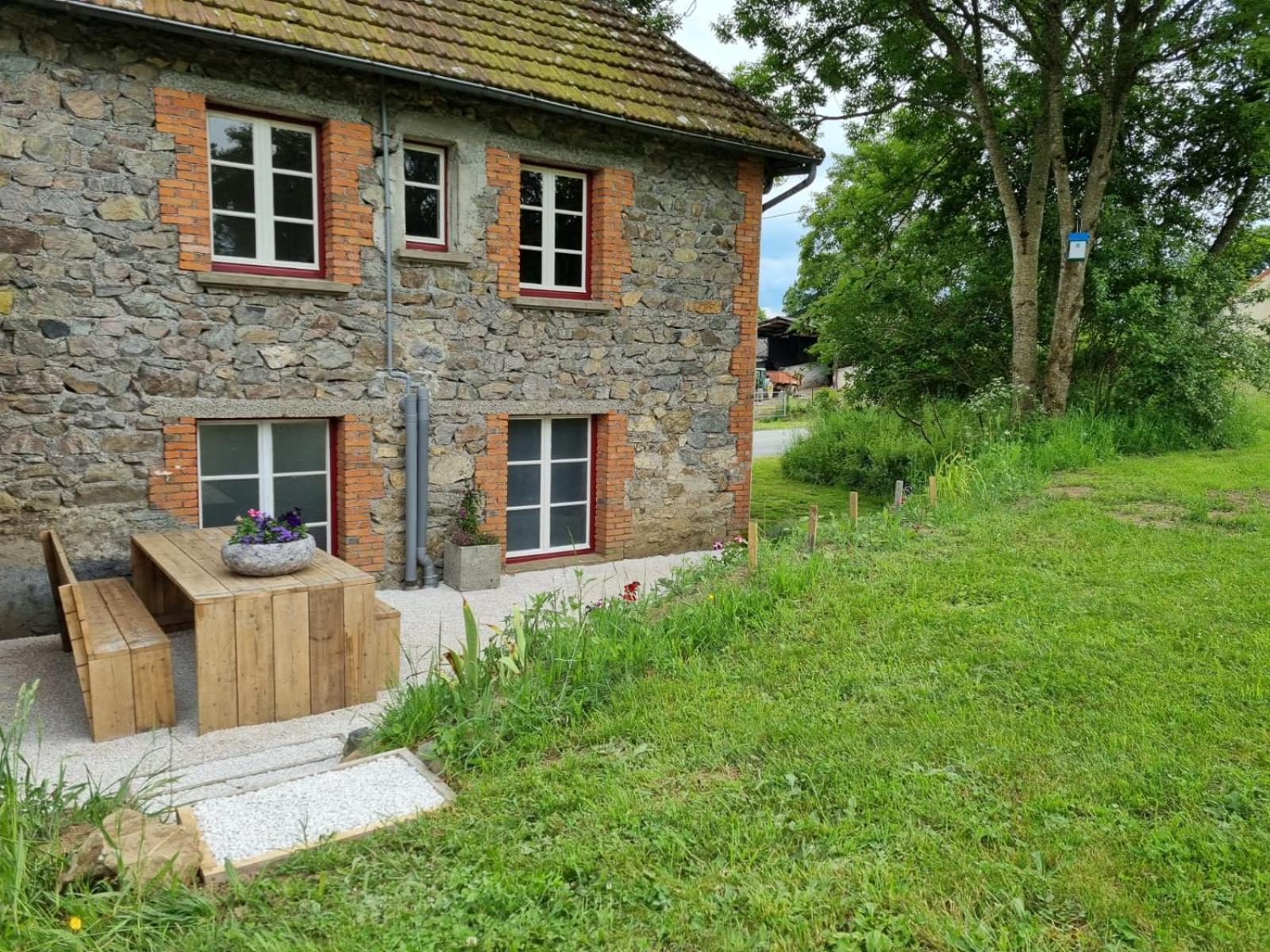 Apartamento Le Montaurier Combrailles Exterior foto